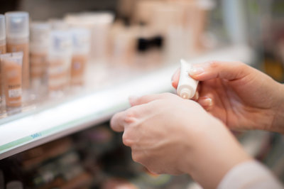 广州萝薇 化妆品代加工助力企业迈向财富未来